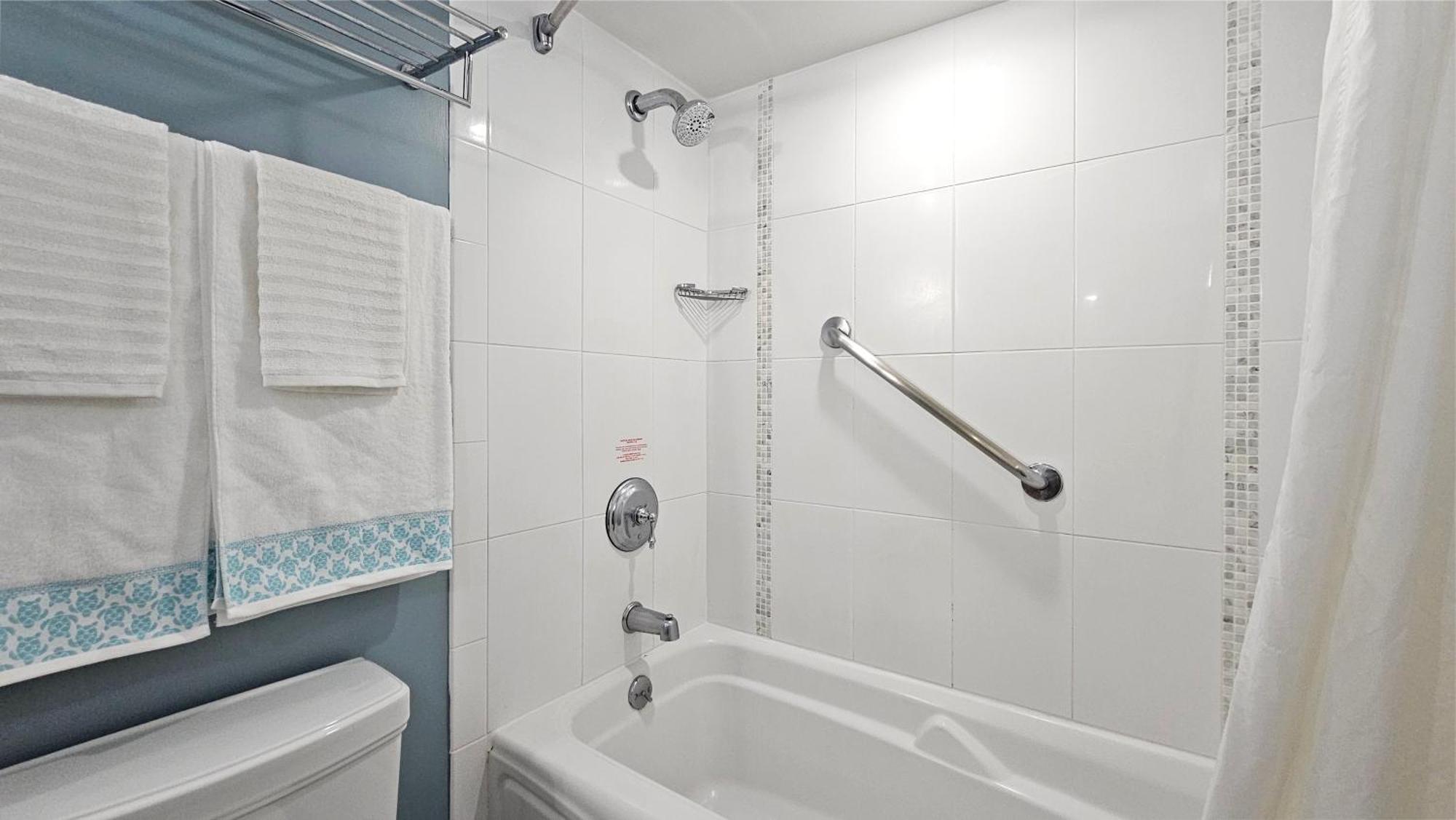 Ocean View Room At Ala Moana Fees Include Honolulu Exterior photo