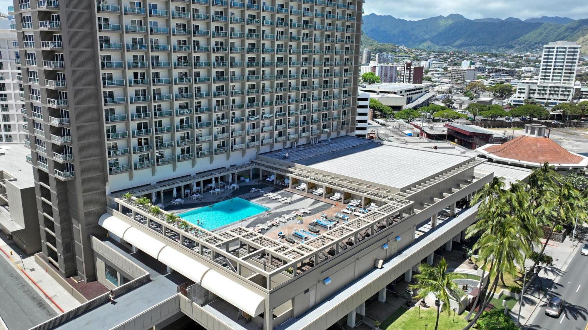 Ocean View Room At Ala Moana Fees Include Honolulu Exterior photo